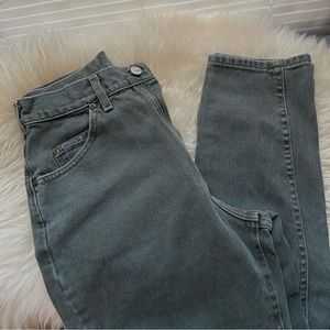 Lee vintage riveted high rise jeans 8 USA made 27